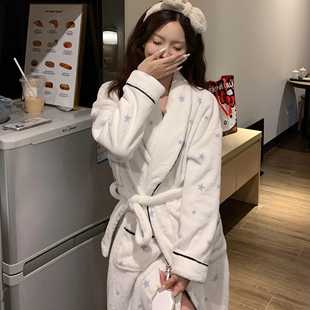 珊瑚绒星星印花睡袍女冬加厚保暖睡衣冬长款法兰绒浴袍浴衣家居服