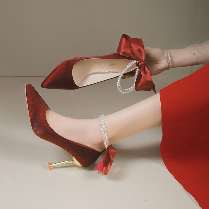 红色婚鞋女婚礼秀禾服婚纱两穿2023年新款法式新娘鞋高跟鞋亮晶晶