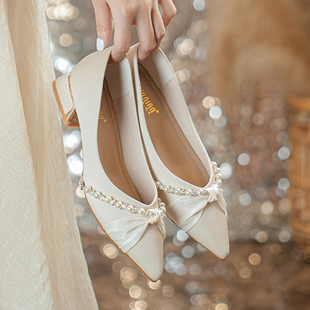 41一43尖头珍珠法式中跟大码女鞋温柔鞋同款伴娘鞋