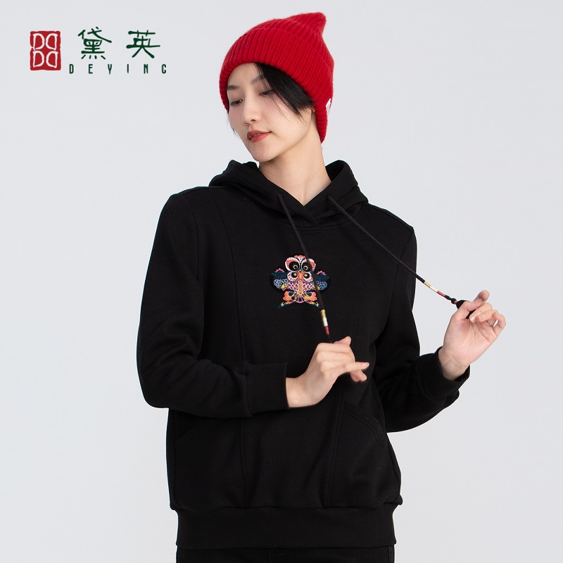 黛英时尚休闲原创百搭卫衣