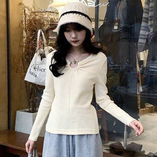 法式温柔风V领扭结针织衫女长袖修身显瘦坑条毛衣上衣6108