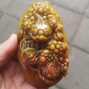 仿天然芙蓉石老挝田黄石不含铜钱三足金蟾手把件吸财金蟾家居摆设