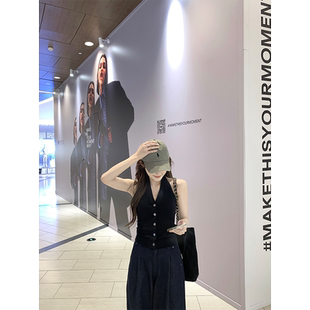 珍珍家LP老钱感醋酸挂脖吊带背心气质简约小众设计感V领无袖 上衣