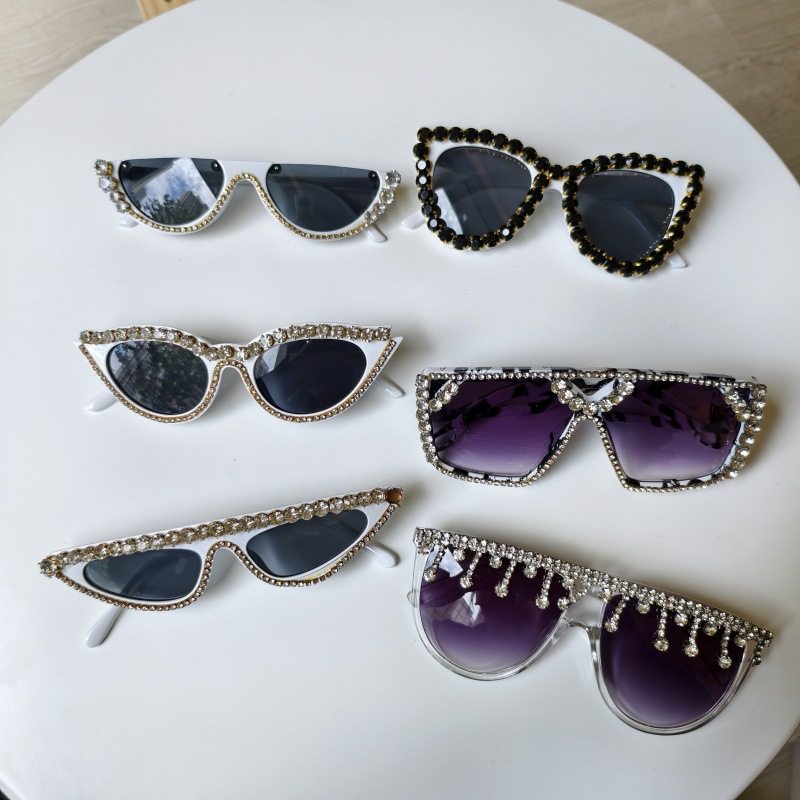 白色系带砖时尚圆形框简约复古欧美太阳镜ins网红走秀街拍墨镜潮