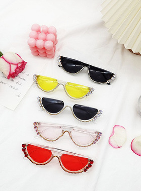小猪旦旦半框女珍珠太阳镜
