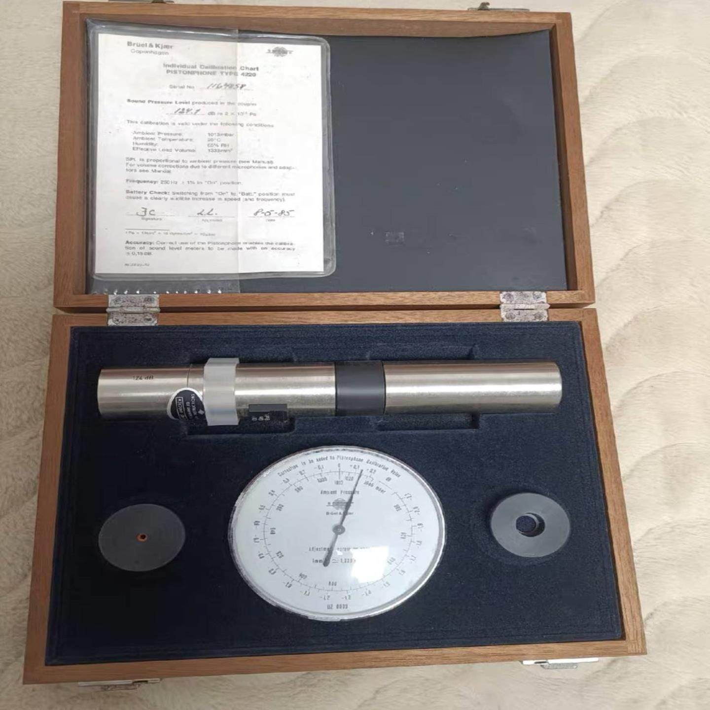 配件丹麦Bruel& Kjaer Type4220标准音源校准器议价议价