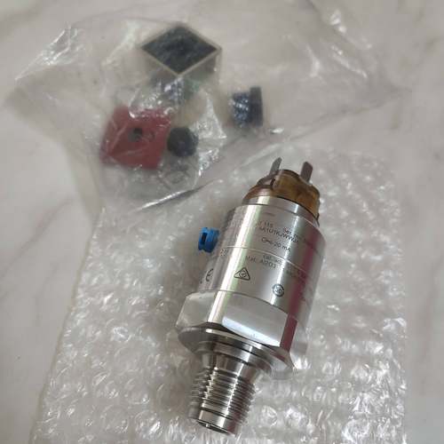 配件E+H压力变送器PMC11-AA1U1KJWWJA压力开关 PMC11-19L0115议价