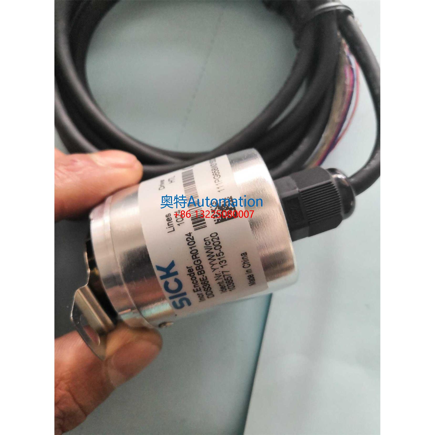 SICK施克光电旋转编码器DOS36E-BBGR01024全新工程余货没包装现货
