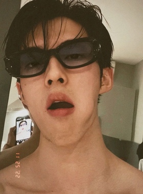 潮搭单品高级感未来风黑蓝墨镜凹凸边嘻哈时尚太阳眼镜小红书力荐