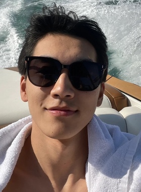 海边旅拍宽胖脸显瘦男士方形黑色太阳镜质感防晒偏光防紫外线墨镜