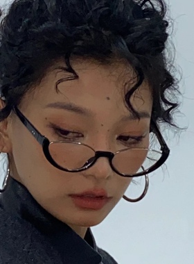 狠狠爱了个性下半框月牙儿复古眼镜架配度数素颜装饰防蓝光凹造型