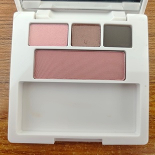 不多~Q碧 三色眼影+腮红 缤纷炫彩四色彩妆盒 带镜 微瑕特清