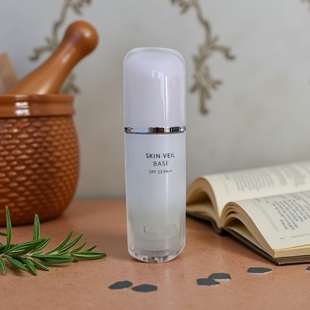 平价提亮滋润~L芝 雪纱防晒隔离霜30ml SPF23 pa++ 调理红色肌肤