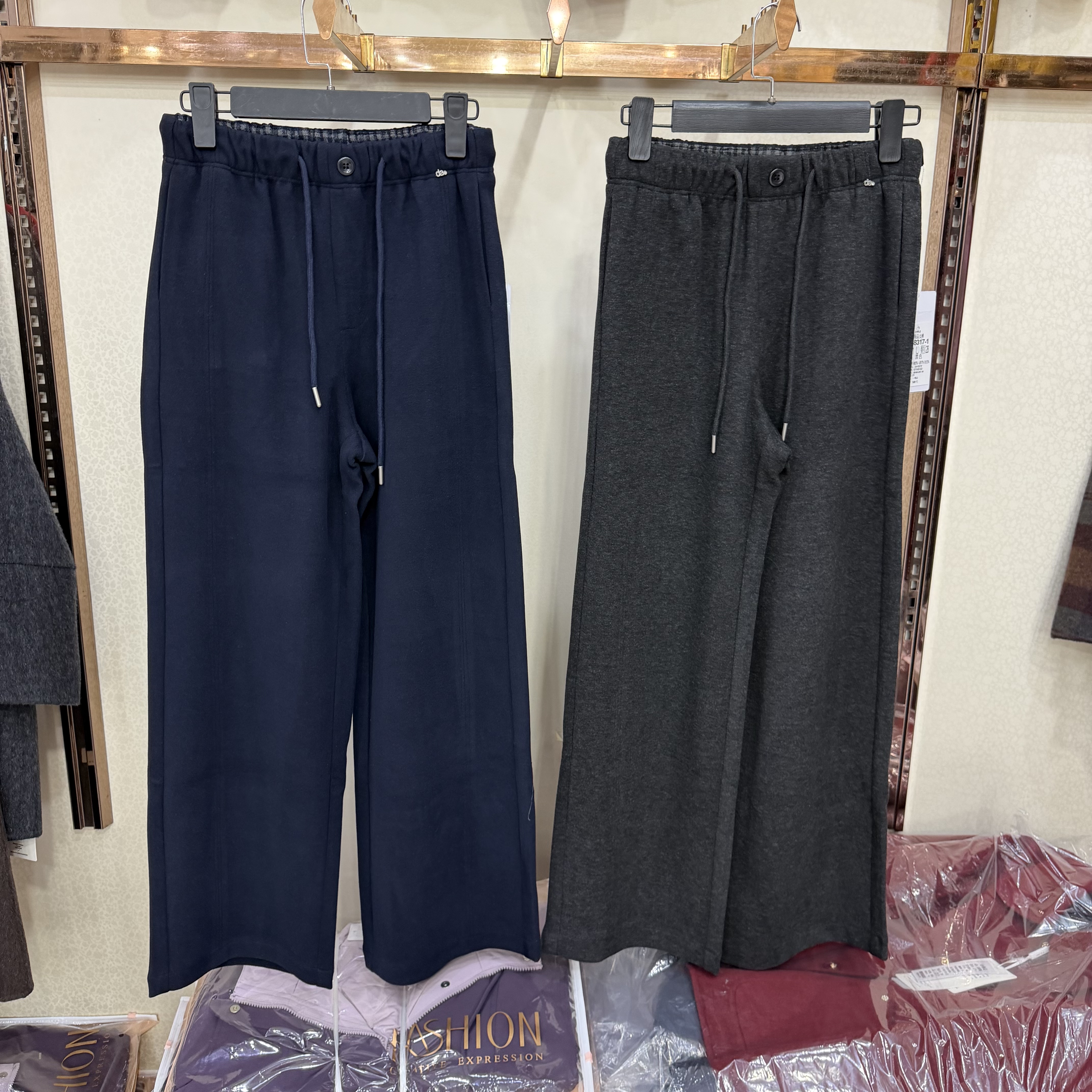 茜茜女皇8317-1秋抽绳松紧腰阔腿裤女垂感中年宽松显瘦直筒休闲裤