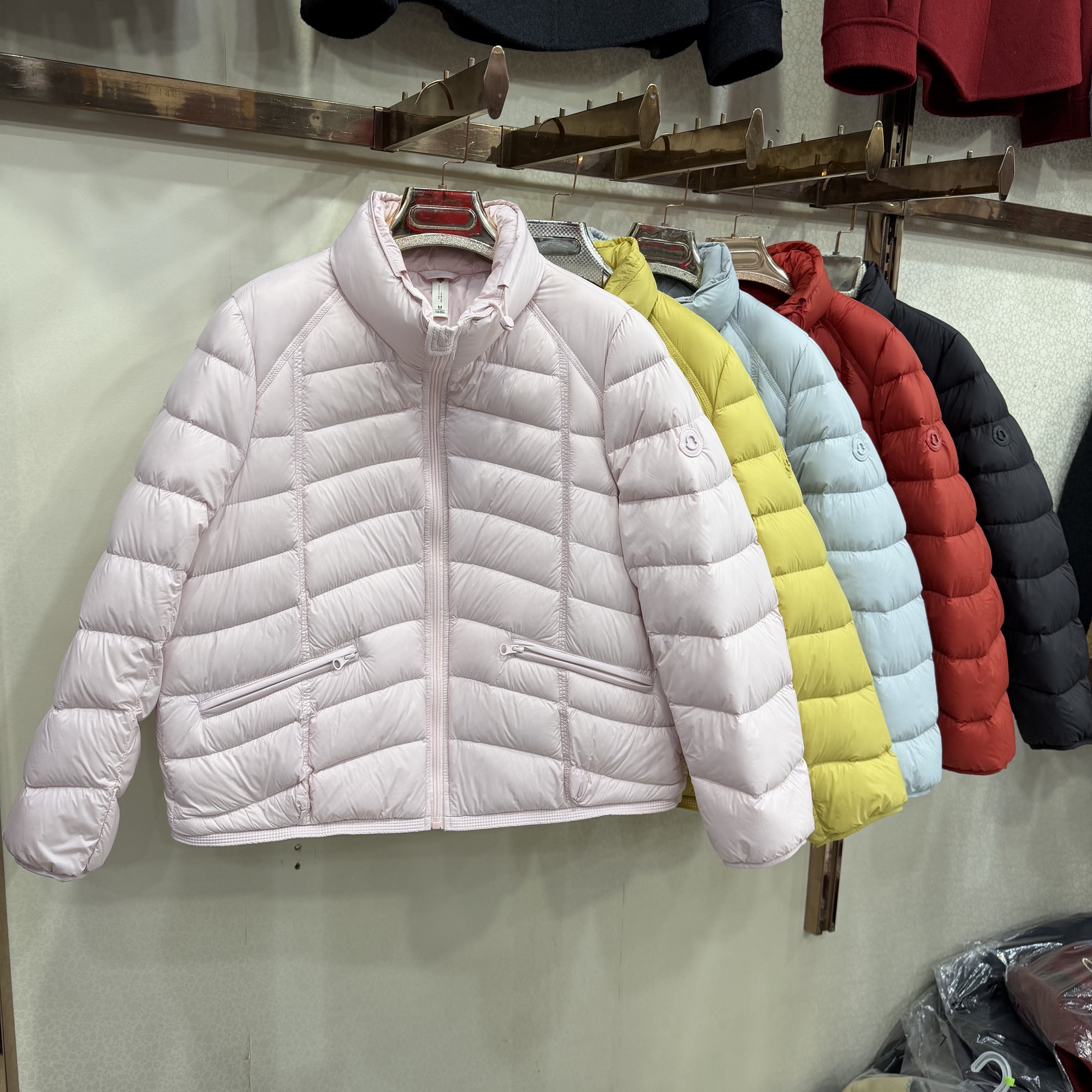 雨格A01正品立领轻薄短款羽绒服波浪绗缝拉链口袋保暖白鸭绒外套