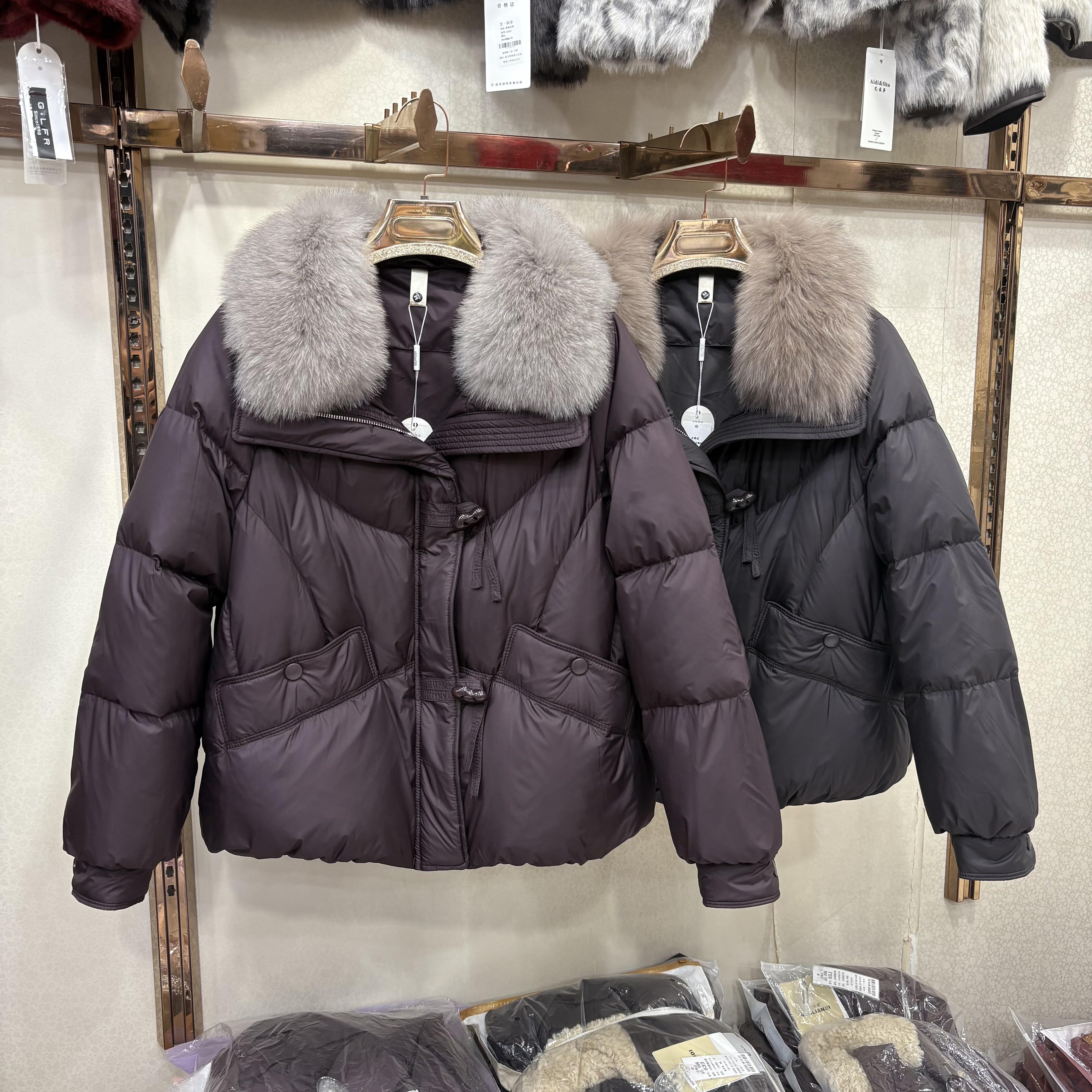 商场同款96061冬保暖羽绒服可拆卸毛领狐狸毛皮草外套女白鹅绒服