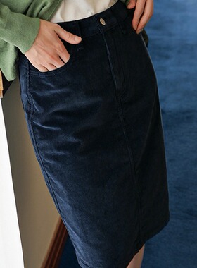 精准遮肉~ 复古气质灯芯绒直筒半身裙女秋季新款收胯微弹显瘦裙