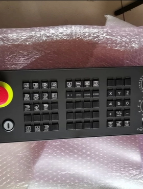 A02B-0323-C243 FANUC发那科操作面板按键盘原装现货库存处理议价