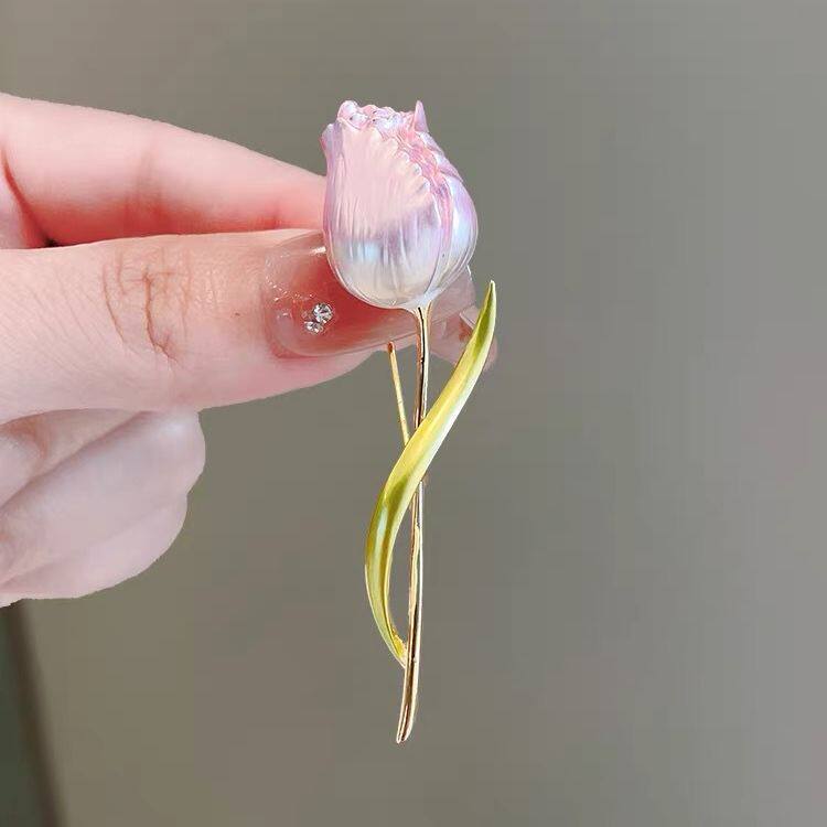 跨境优雅粉色郁金香胸针简约气质胸花韩版小众花朵手工别针百热销