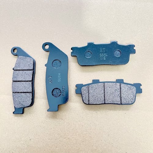 适用赛科龙RT3RT2宗申睿途ZS250T-3前后刹车片碟刹片SR300T刹车皮