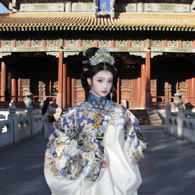 大明贵女圆领重工万物立领仙气明制印花四季汉服马面现货马面裙