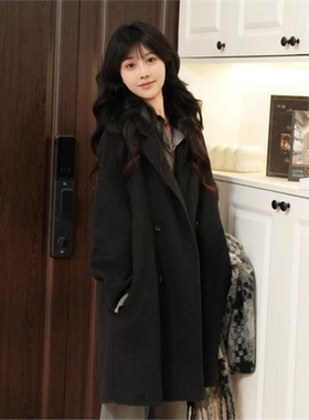 双面呢赫本风2025新款大衣女秋冬季高级感气质短款小个子毛呢外套