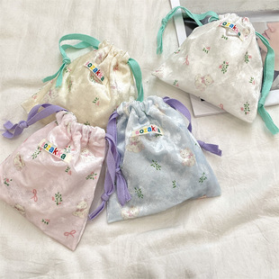 卡通小熊束口抽绳收纳袋化妆包杂物口红包零钱袋随身便携小口袋