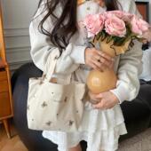 可爱小熊灯芯绒手拎包新款 上班通勤手提包外出妈咪包便当包学生