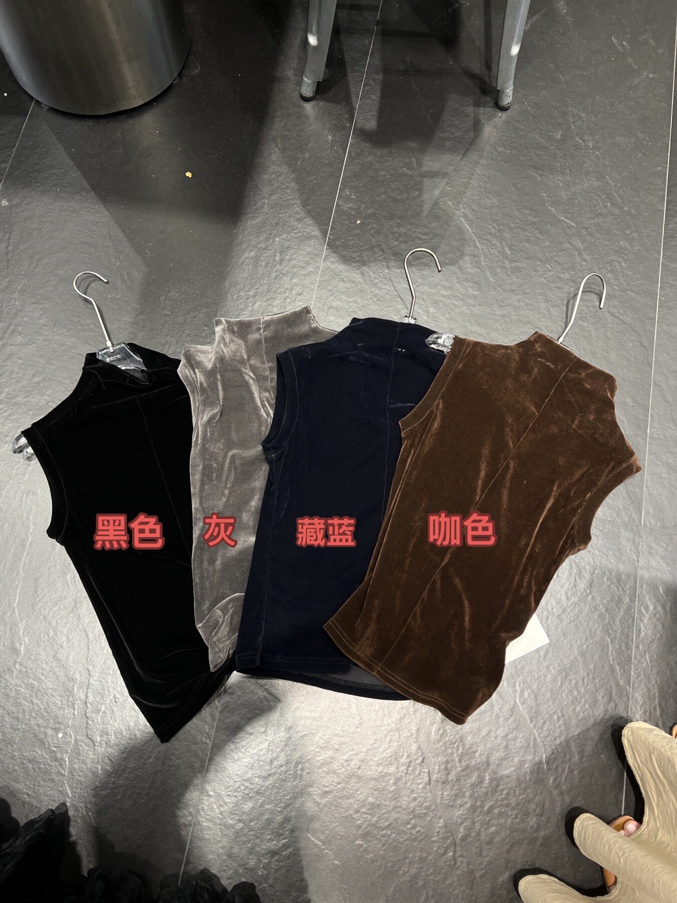 DUDU韩系高领丝绒无袖显瘦T恤衫女修身显瘦秋冬新款打底背心