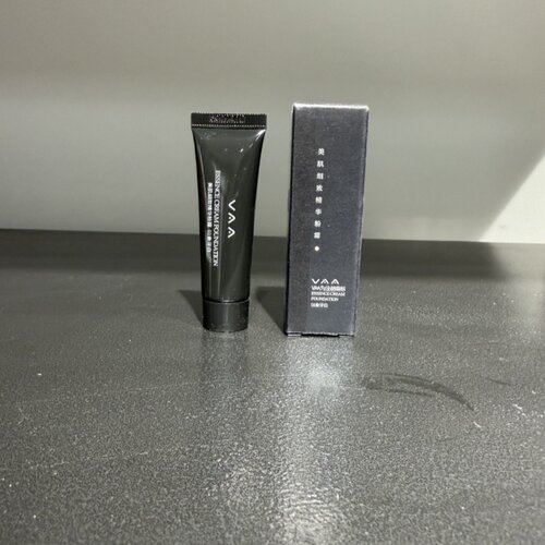 VAA美肌细致精华粉霜01象牙白9ml