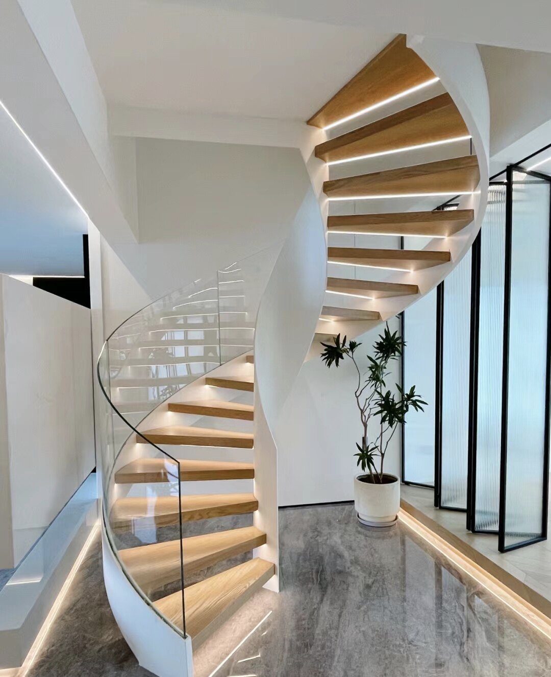 室内整体钢木旋转楼梯螺旋别墅阁楼复式定制家用简约自建房轻奢