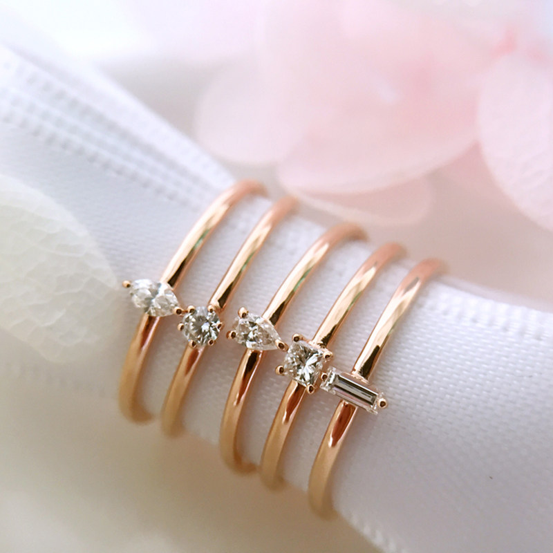 18K金方形水滴小钻石戒指