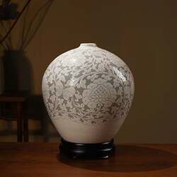磁州窑家居瓷器书房中式陶瓷花瓶手工拉坯白色刻花工艺品摆件客厅