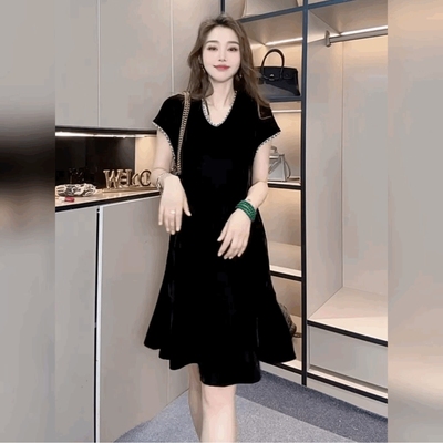 法式V领钉珠丝绒连衣裙女