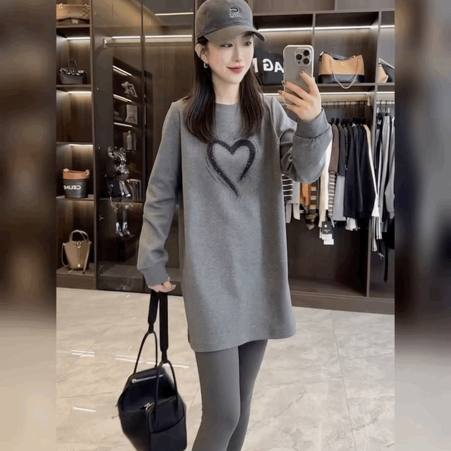 爱心印花重工烫钻圆领套头卫衣女宽松中长款长袖上衣遮臀打底衫潮,女装/女士精品,T恤,淘宝优惠券,粉丝福利购,淘宝优惠卷