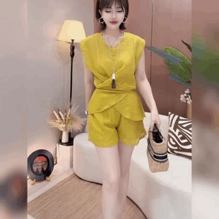 冰丝雪纺洋气中长款T恤衫套装女交叉坎袖V领上衣阔腿短裤两件套潮