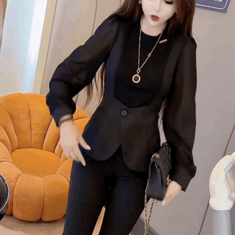 时尚长袖T恤衬衫女圆领黑色上衣气质西装扣修身马甲假两件打底衫
