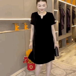 黑色气质优雅短袖金丝绒连衣裙女24新款钉珠拼接显瘦遮肉高档裙子