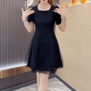 两面穿亮片网纱拼V领连衣裙女新款高级感气质修身方领短袖小黑裙