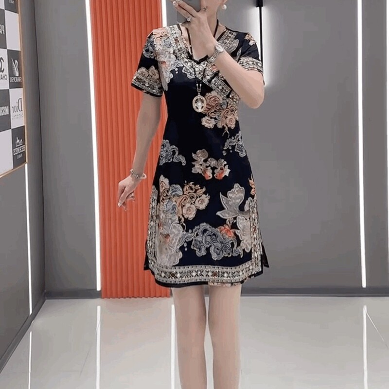 新中式国风复古雪纺V领连衣裙女碎花盘扣旗袍裙宽松高贵气质裙子