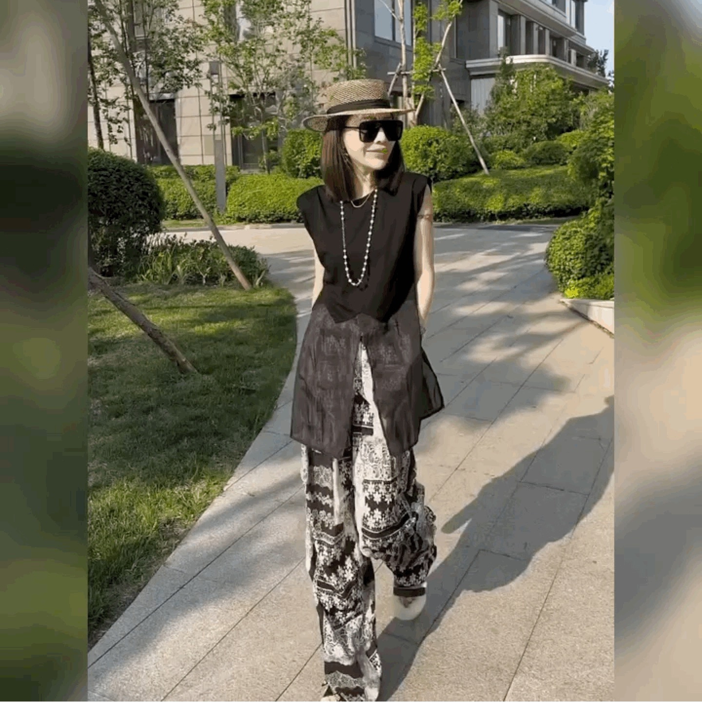 假两件无袖网纱拼接t恤女法式设计感开叉中长款背心圆领黑色上衣