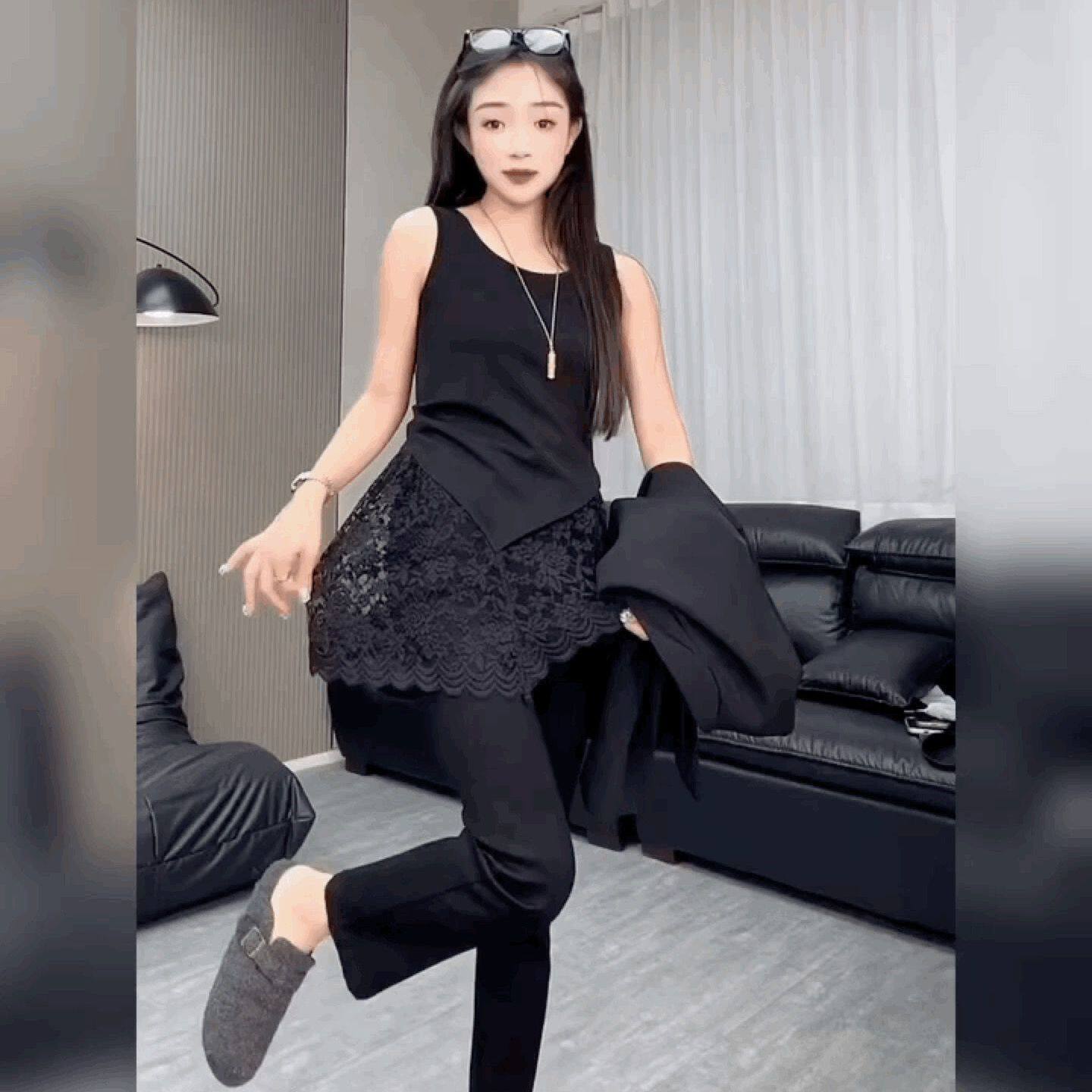 中长款开叉吊带背心无袖T恤外穿法式黑色上衣潮高级感别致蕾丝边