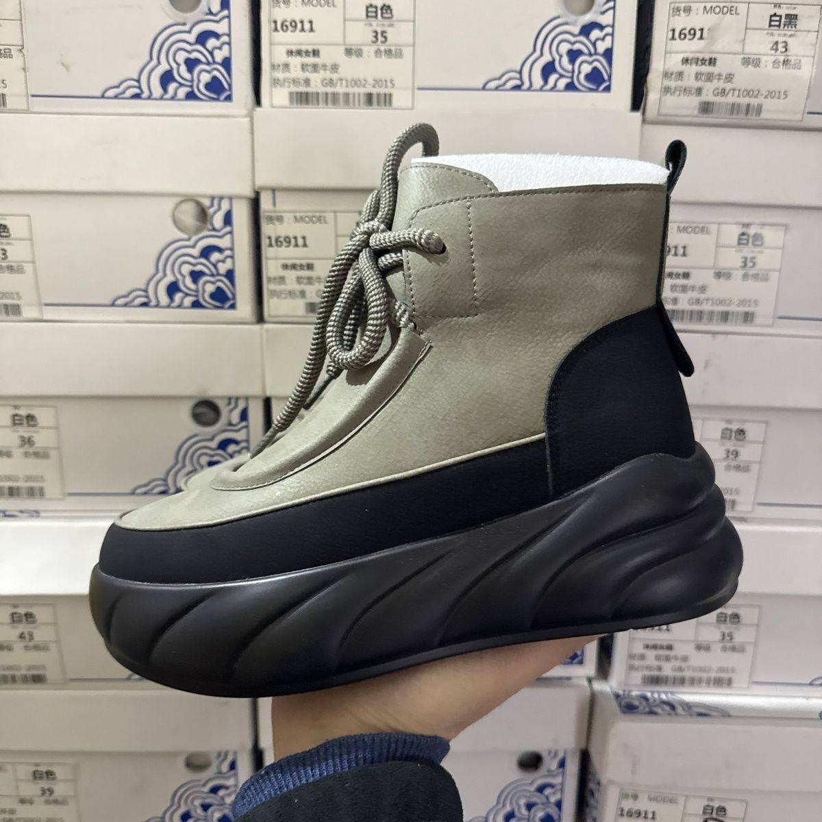 6cm撤柜断码厚底真皮马丁靴女冬季加绒保暖增高新款松糕短靴女潮,女鞋,马丁靴,淘宝优惠券,粉丝福利购,淘宝优惠卷