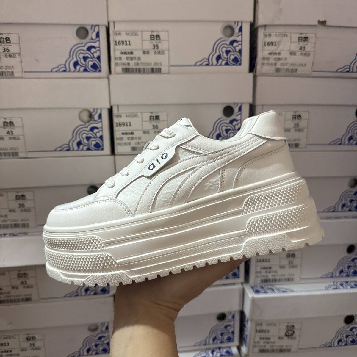 高品质品牌商场撤柜断码厚底真皮板鞋女春秋新款圆头小白鞋百搭