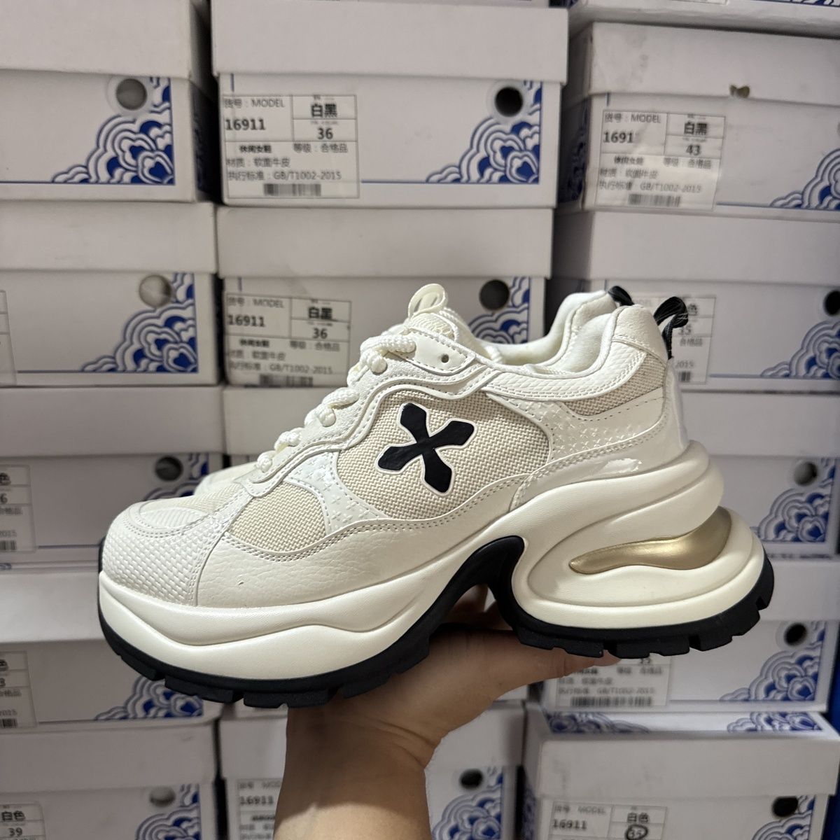 6cm撤柜断码厚底真皮老爹鞋女春秋四季增高运动休闲鞋女百搭潮鞋