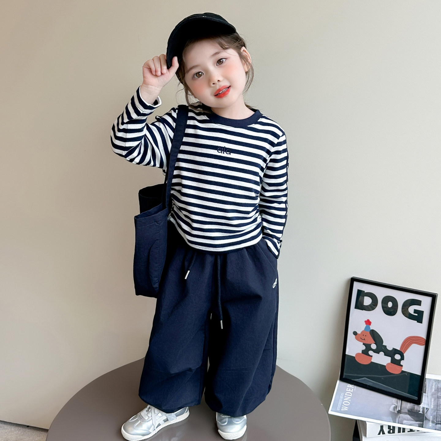 女童春秋2026新款儿童时尚运动装女孩春装条纹打底衫宽松裤子套装