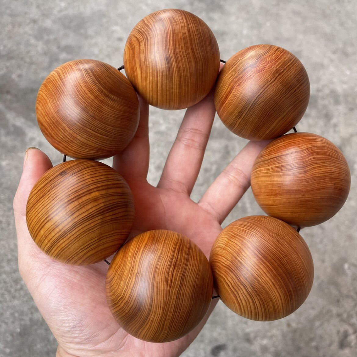 정통 TAIHANG 세 THUJA 팔찌 50MM 대형 횡포 한 단일 원형 구슬 대형 구슬 노송 나무 핸드 헬드