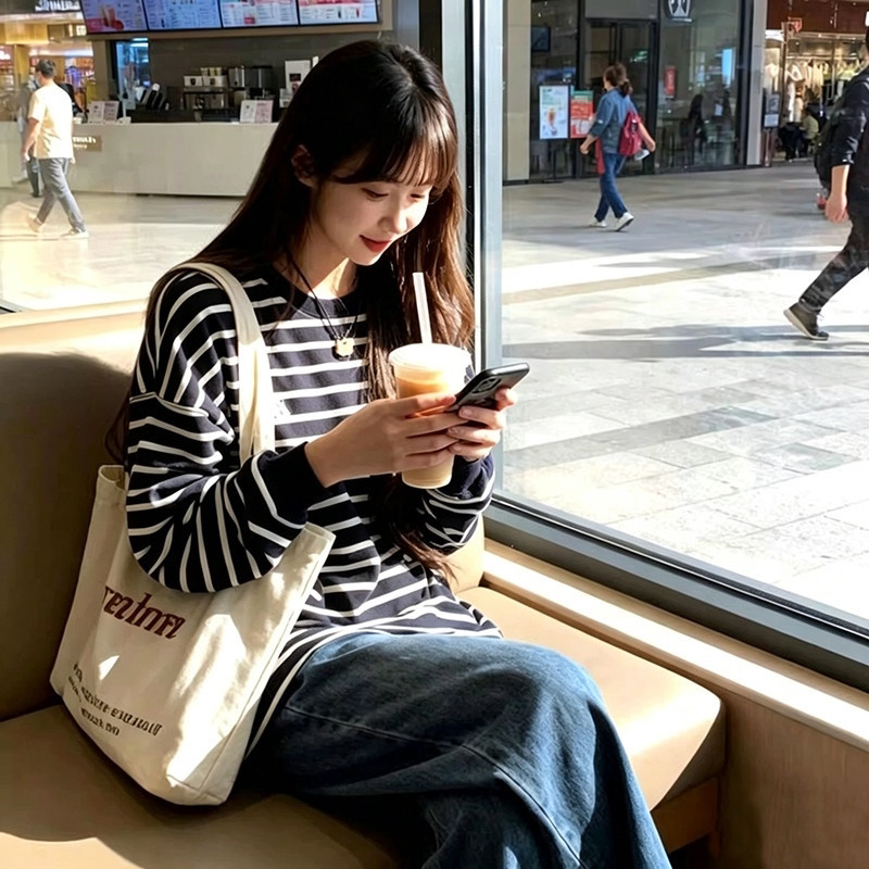 秋季新款超火韩系字母刺绣条纹圆领长袖T恤女宽松休闲慵懒风上衣