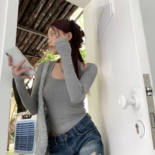 美式辣妹短款长袖打底衫女春秋季独特性感挂脖t恤性感露肩上衣ins