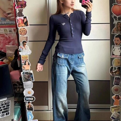纽扣半开领刺绣漂亮出片衣服女春秋季甜辣修身打底衫长袖内搭T恤